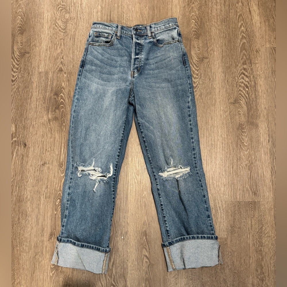 Cello Women's Cropped Distressed Blue Jeans